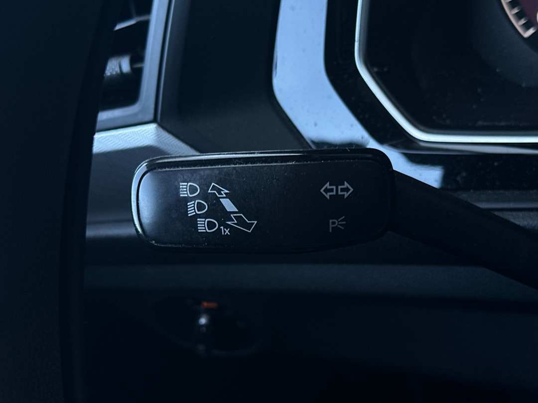 2021 Volkswagen Jetta - Image 21