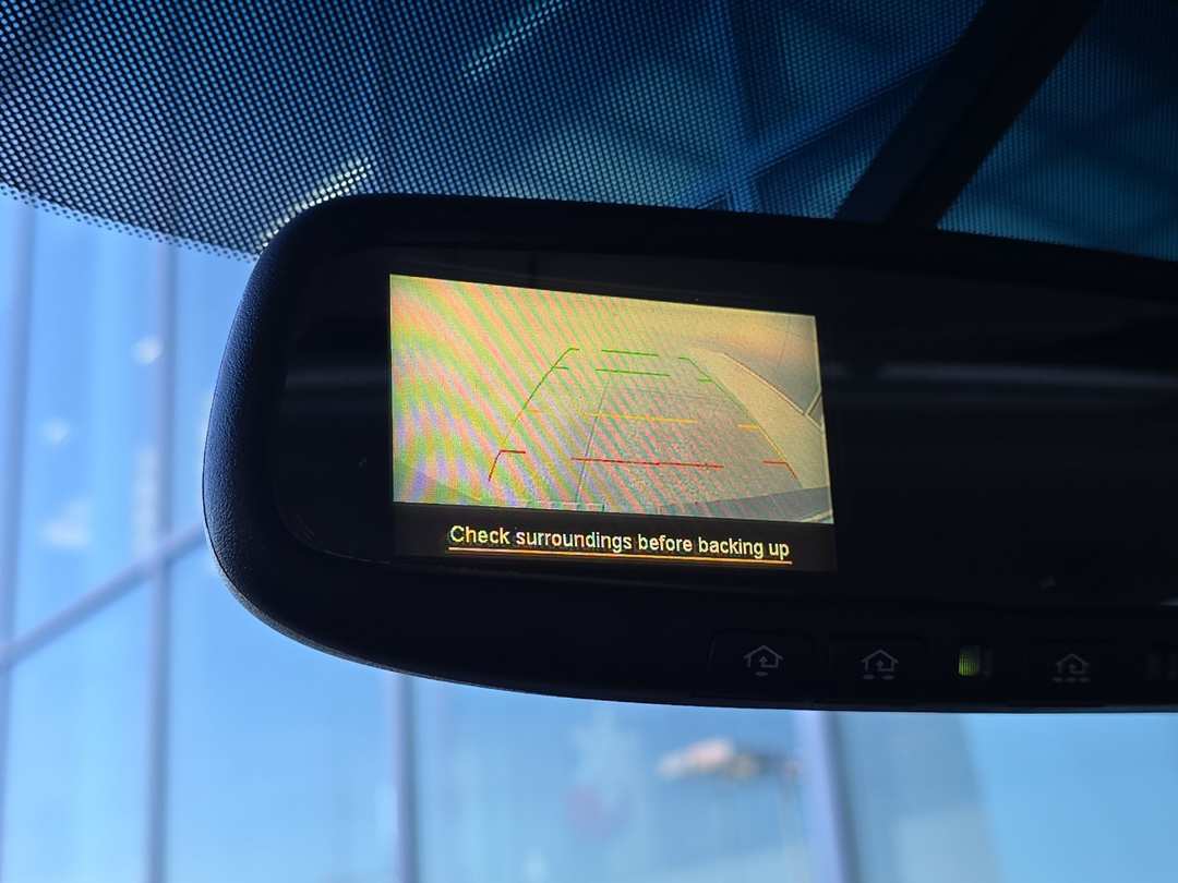 2011 Subaru Outback 2.5i - Image 18