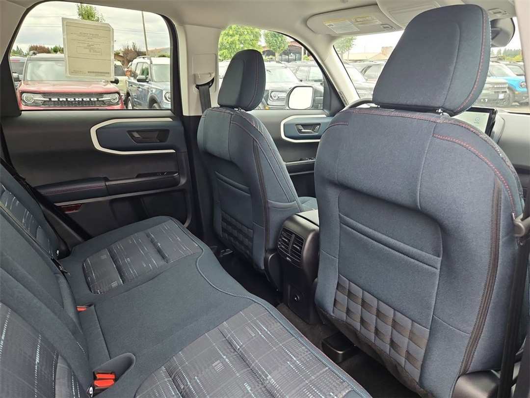 2025 Ford Bronco Sport Heritage - Image 29