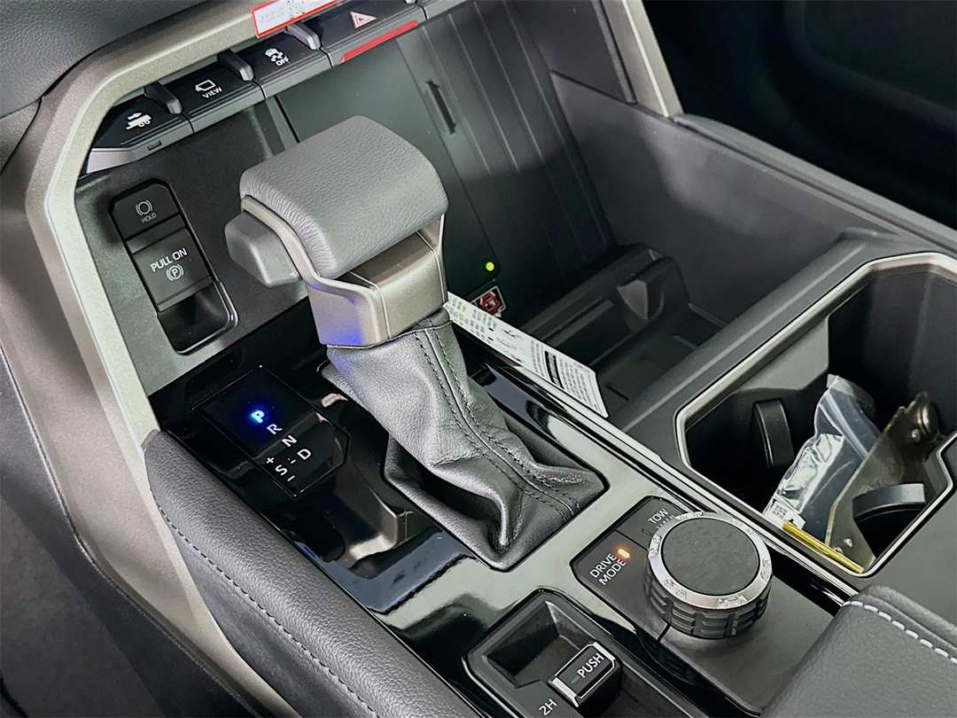 2026 Toyota Tundra Limited - Image 16