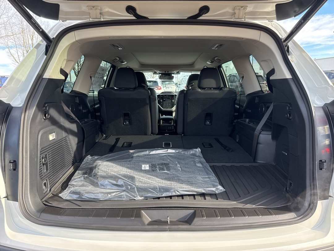 2026 Subaru Ascent Limited - Image 21