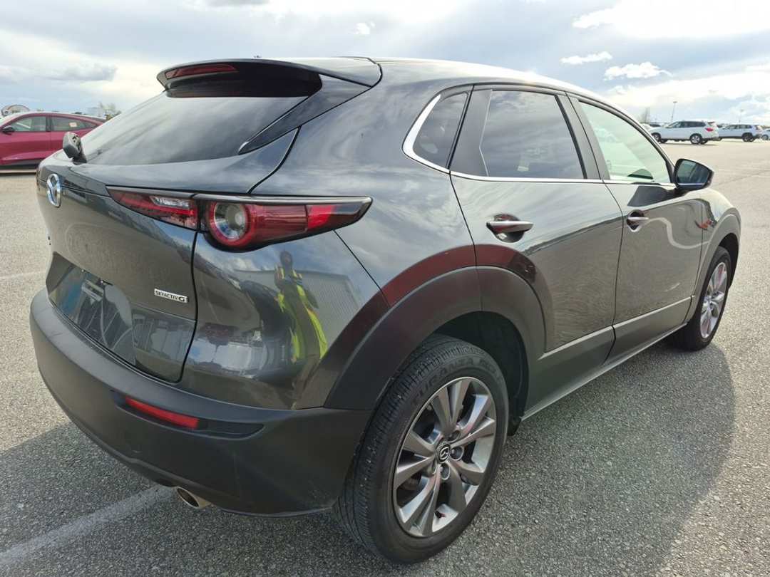 2024 MAZDA Cx-30 GS - Image 3