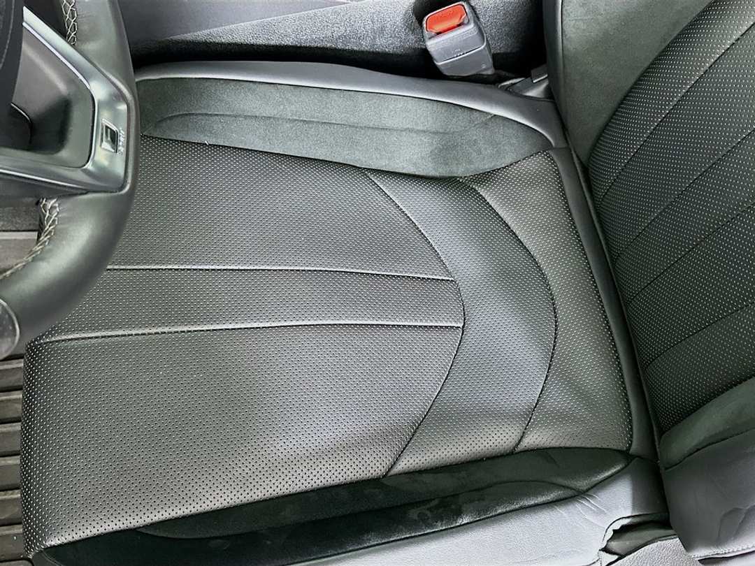 2024 Lexus RX 500h F SPORT Performance - Image 21