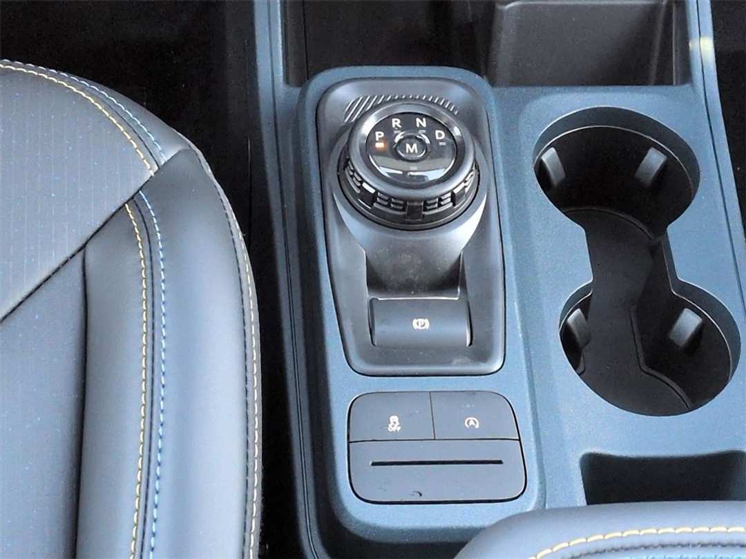 2026 Ford Maverick Lobo Standard - Image 17