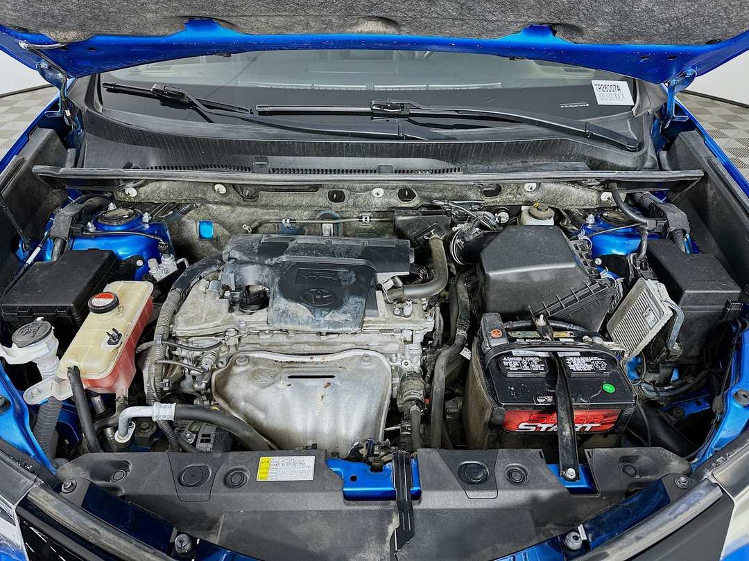 2016 Toyota Rav4 SE - Image 30