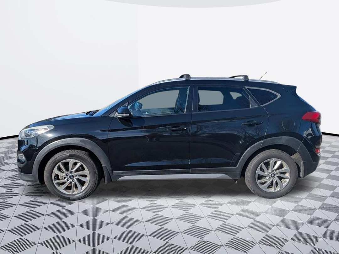 2017 Hyundai Tucson Eco - Image 2