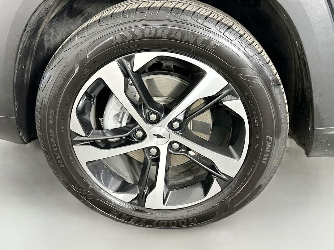 2025 Chevrolet Trax 1RS - Image 32