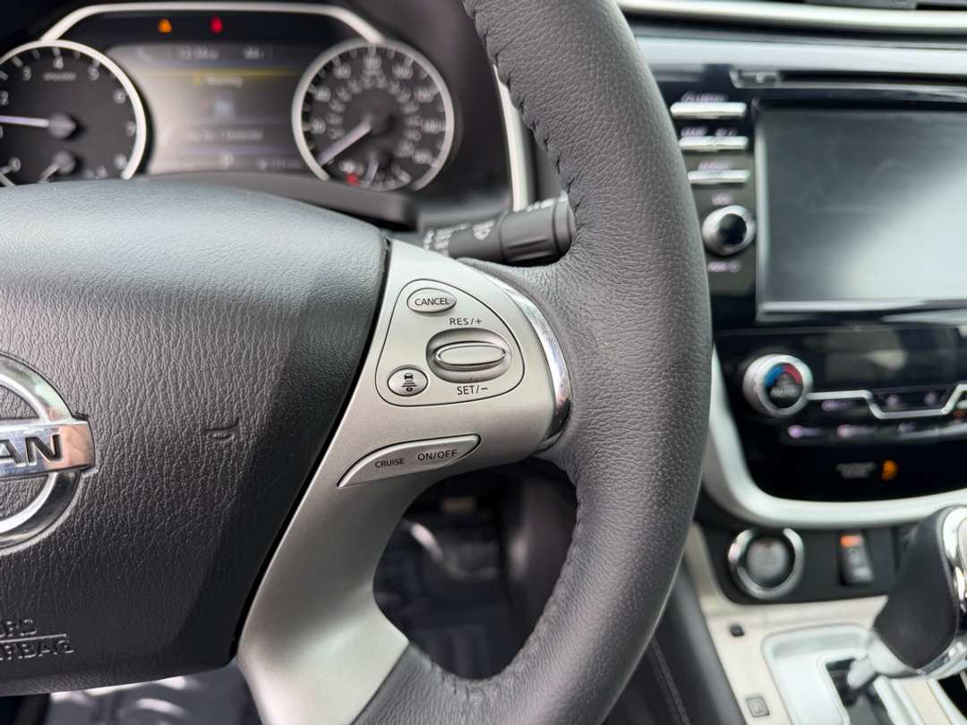 2017 Nissan Murano SL - Image 18