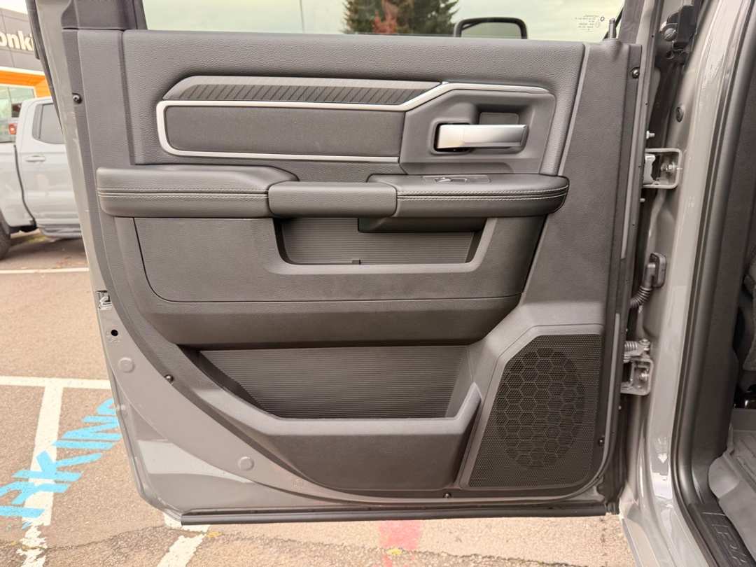 2026 Ram 3500 Big Horn - Image 26