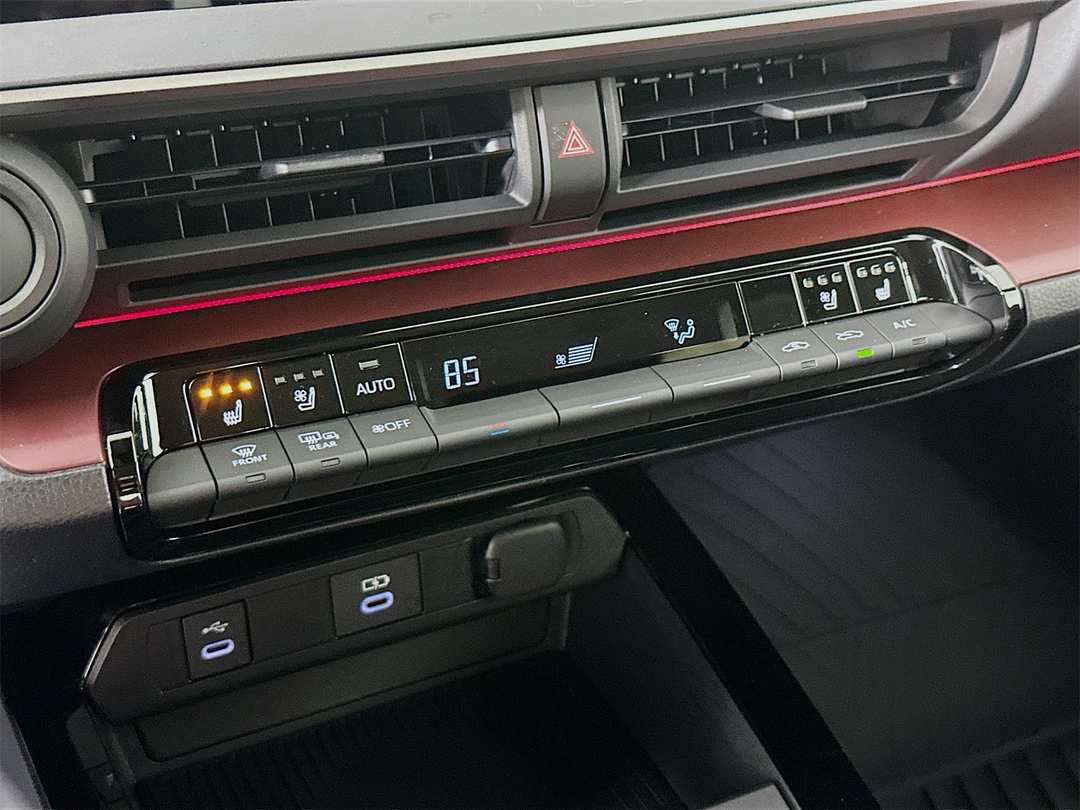 2026 Toyota Prius XSE Premium - Image 16