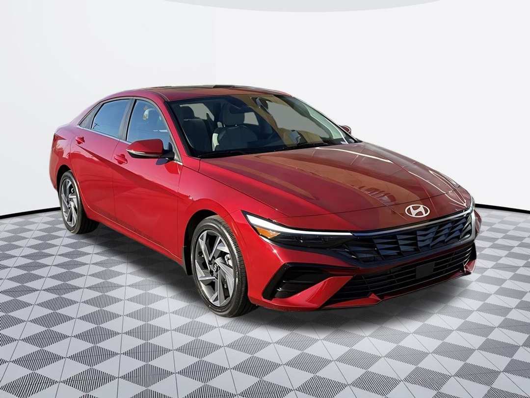 2026 Hyundai Elantra Limited - Image 2