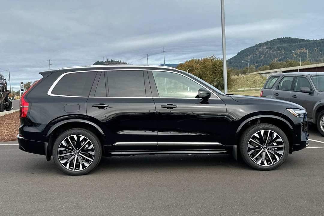 2026 Volvo Xc90 B6 Plus 7Seater - Image 2
