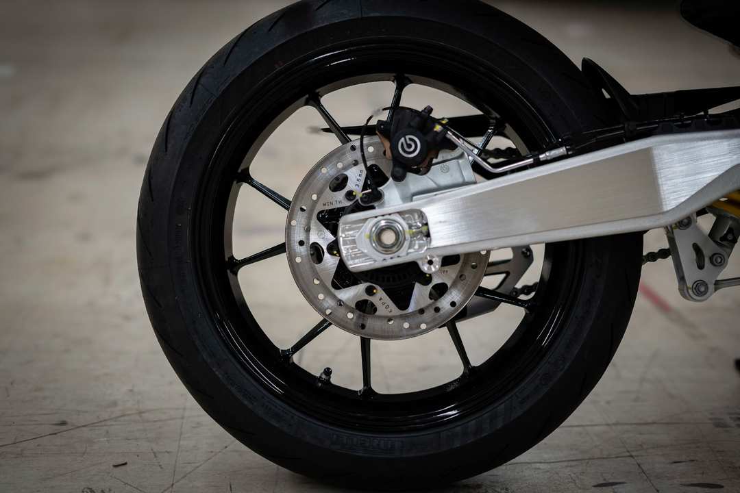 2024 Ducati Hypermotard 698 Mono - Image 4