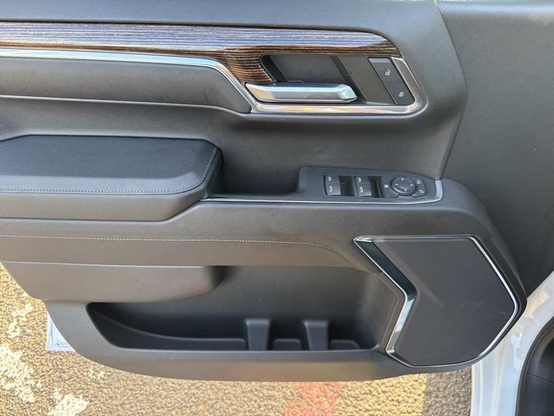 2023 GMC Sierra 1500 Elevation - Image 17