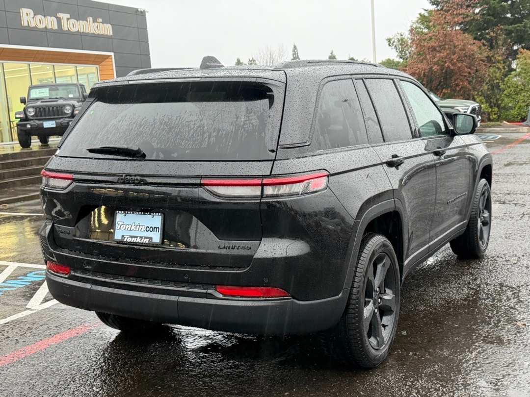 2025 Jeep Grand Cherokee Limited - Image 8