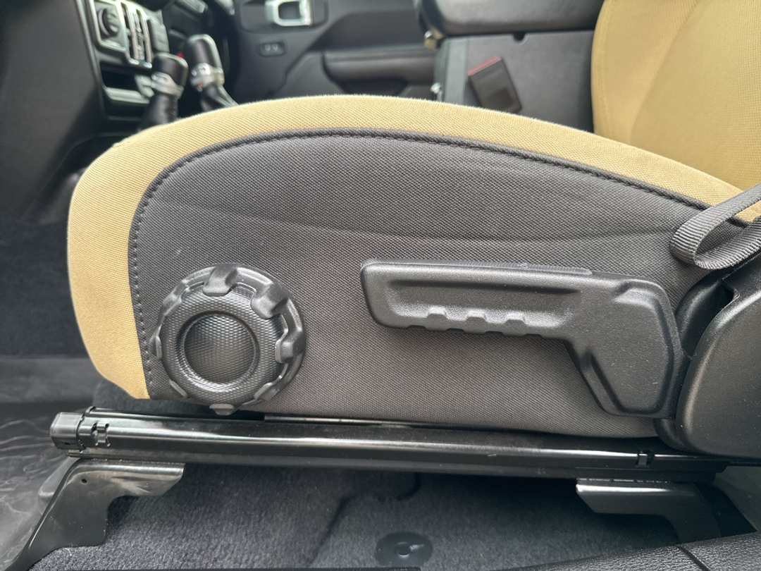 2023 Jeep Gladiator Willys - Image 12