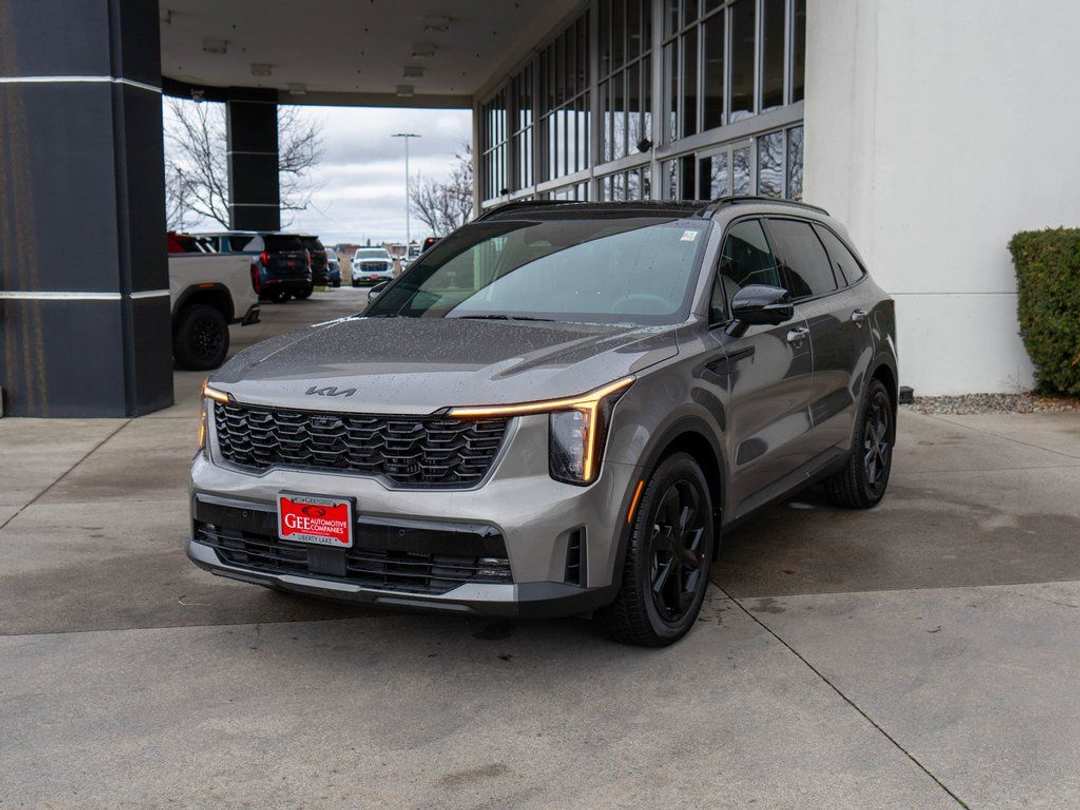 2026 Kia Sorento XLine SX Prestige - Image 3