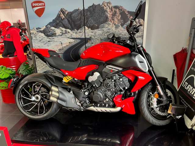 2025 Ducati Diavel V4