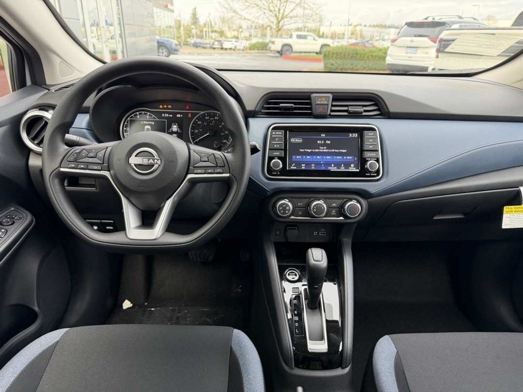 2025 Nissan Versa 1.6 SV - Image 35