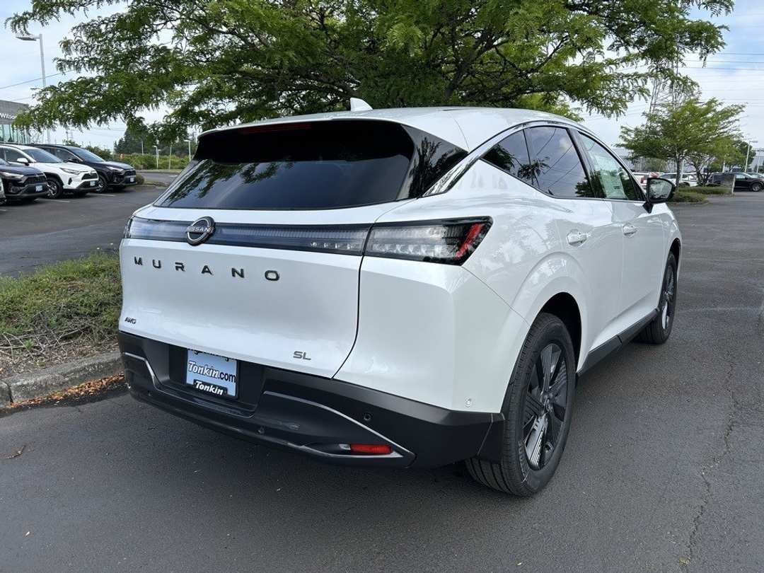 2025 Nissan Murano SL - Image 5