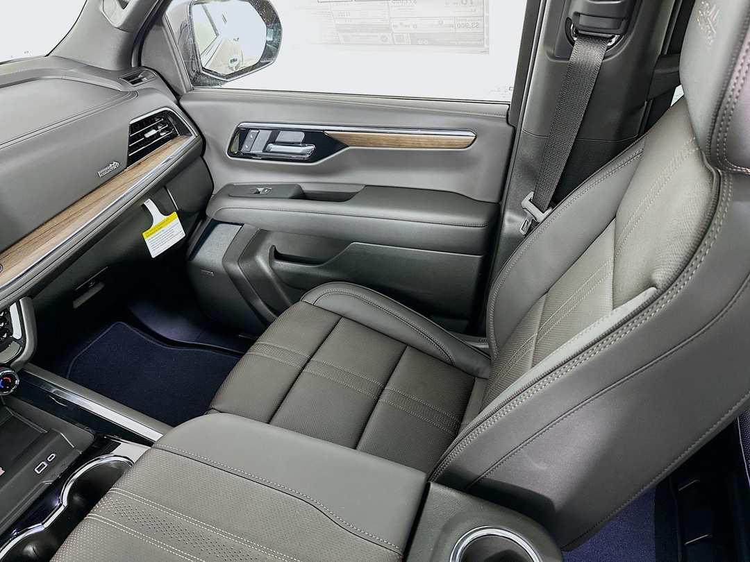 2026 Chevrolet Tahoe High Country - Image 25