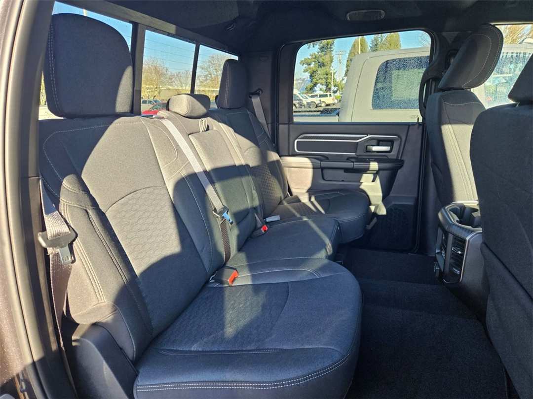 2026 Ram 2500 Big Horn - Image 33