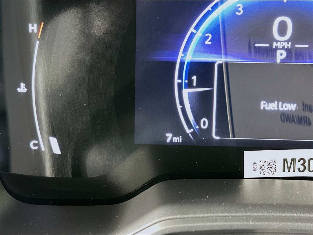 2026 Toyota Corolla Cross L - Image 12