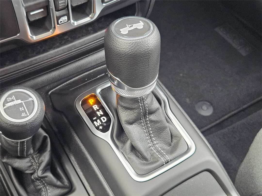 2026 Jeep Wrangler Sport - Image 18