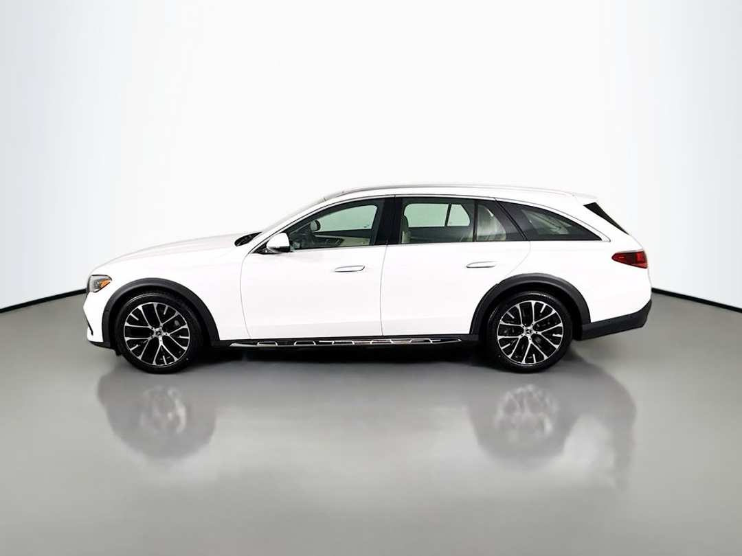 2026 Mercedes-Benz E-Class E 450 - Image 2