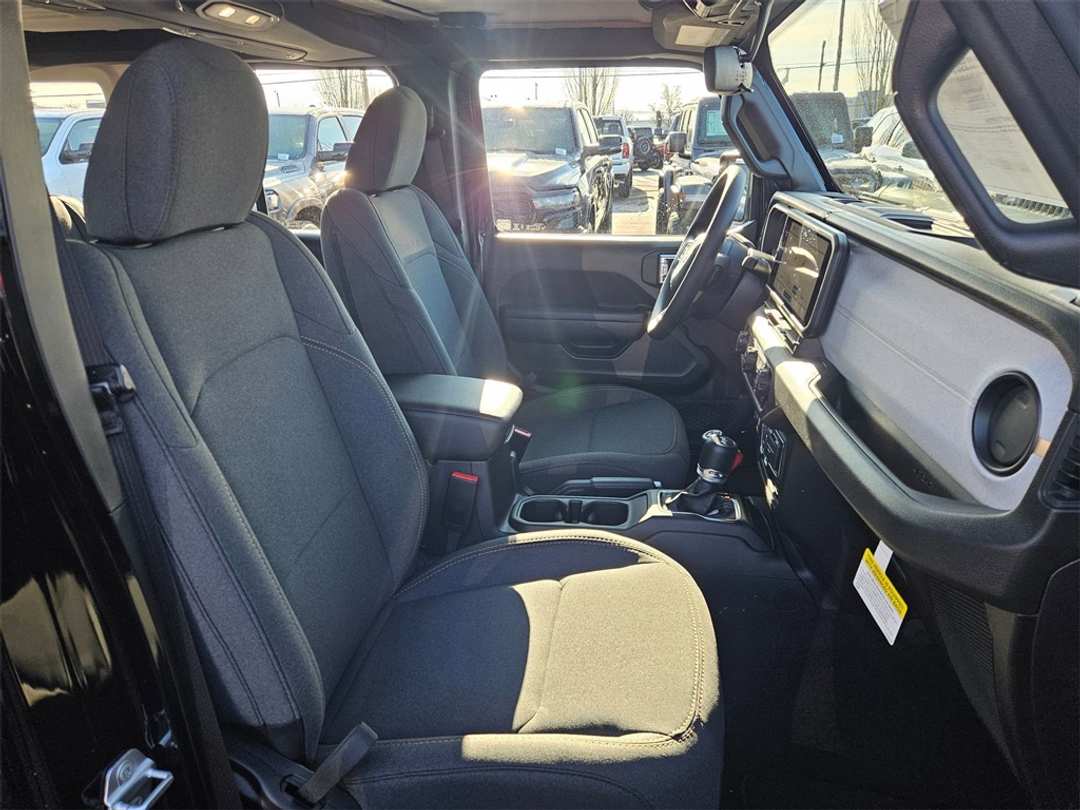2026 Jeep Wrangler Sport - Image 35