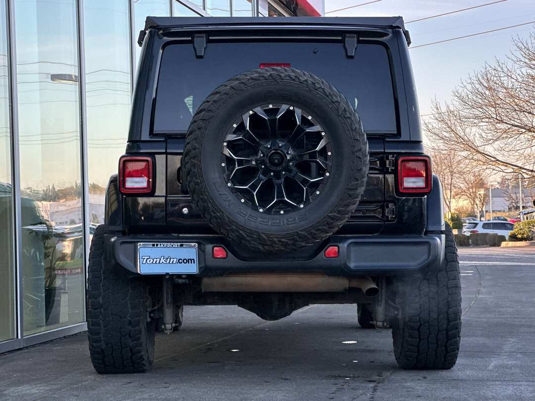 2019 Jeep Wrangler Unlimited Sahara - Image 4