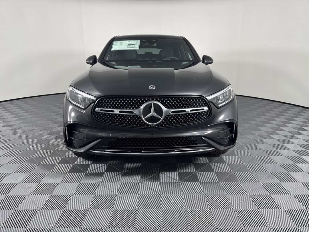 2026 Mercedes-Benz GLC 300 - Image 2