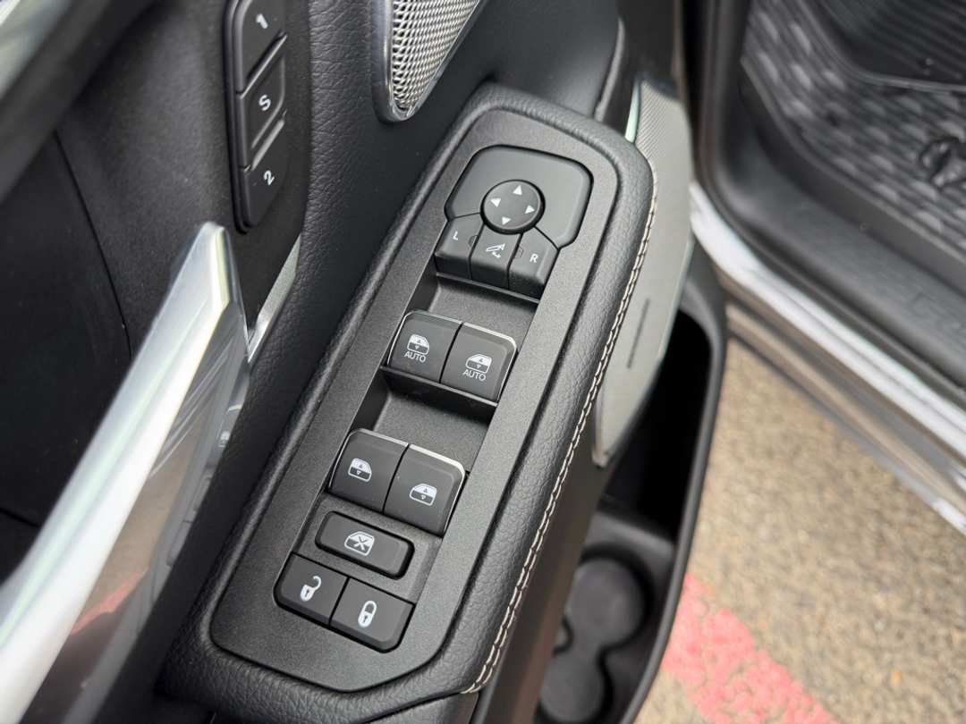 2026 Ram 1500 Laramie - Image 14