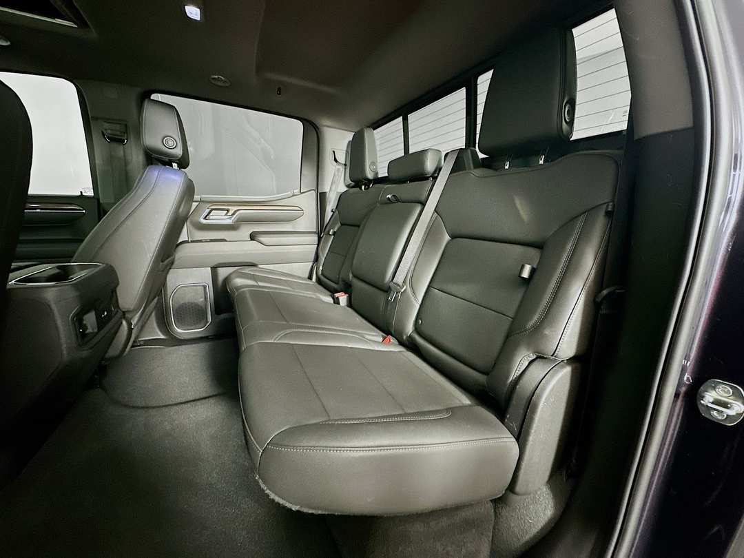 2022 Chevrolet Silverado 1500 LT Trail Boss - Image 27