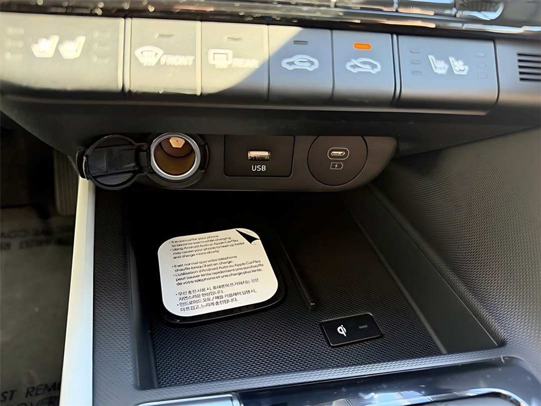 2026 Hyundai Elantra Limited - Image 24