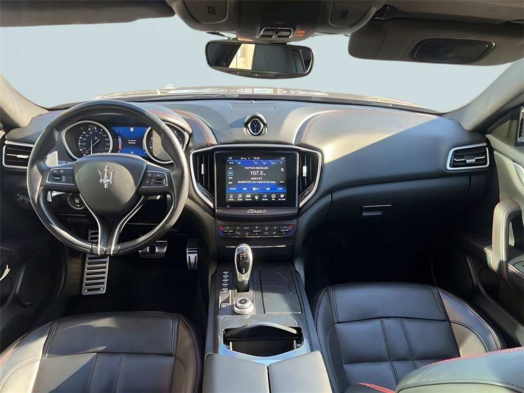 2018 Maserati Ghibli S Q4 GranSport - Image 18