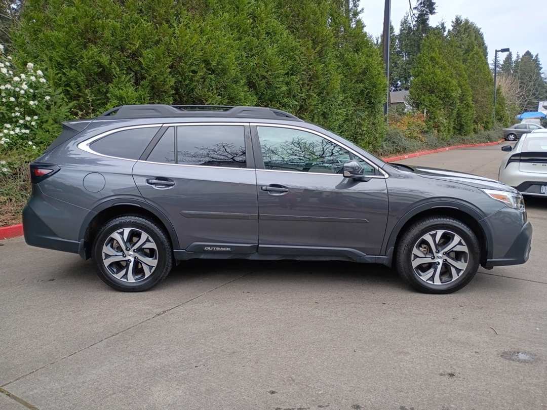 2021 Subaru Outback Limited XT - Image 3