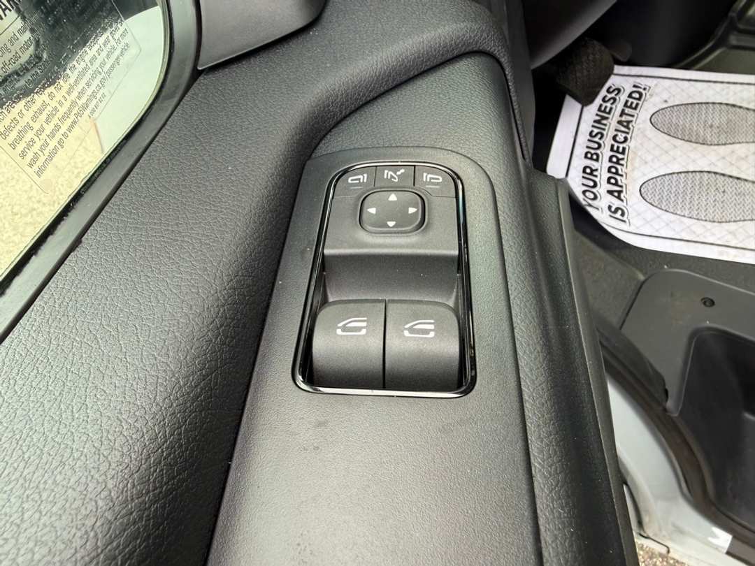 2025 Mercedes-Benz Sprinter 2500 Cargo 144 WB - Image 26