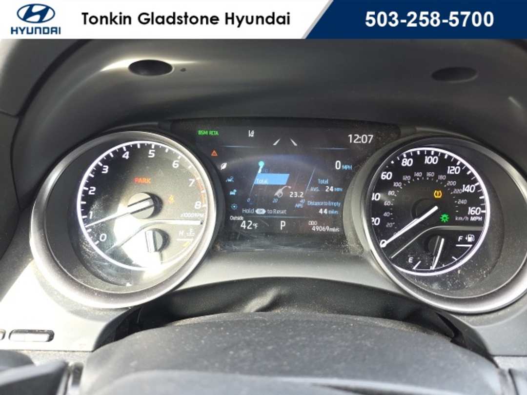 2021 Toyota Camry SE - Image 11