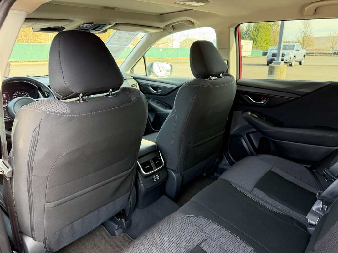 2025 Subaru Outback Premium - Image 29