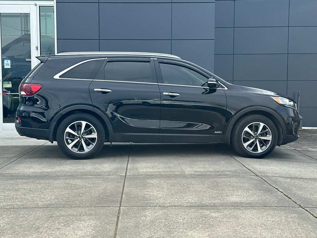 2019 Kia Sorento EX - Image 2