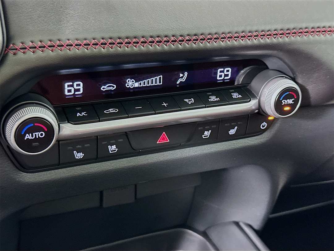 2026 MAZDA Cx-50 Premium - Image 16