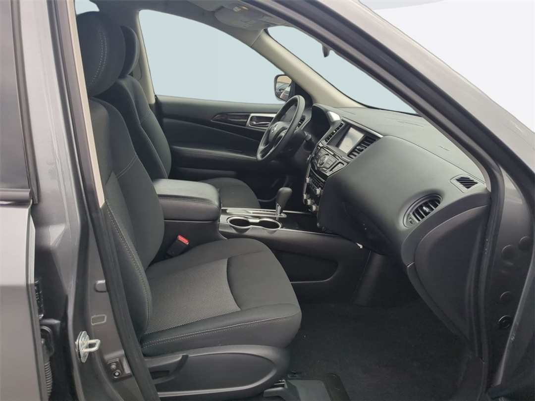 2020 Nissan Pathfinder S - Image 27