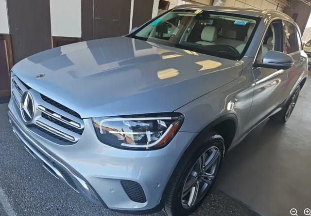 2021 Mercedes-Benz GLC GLC 300
