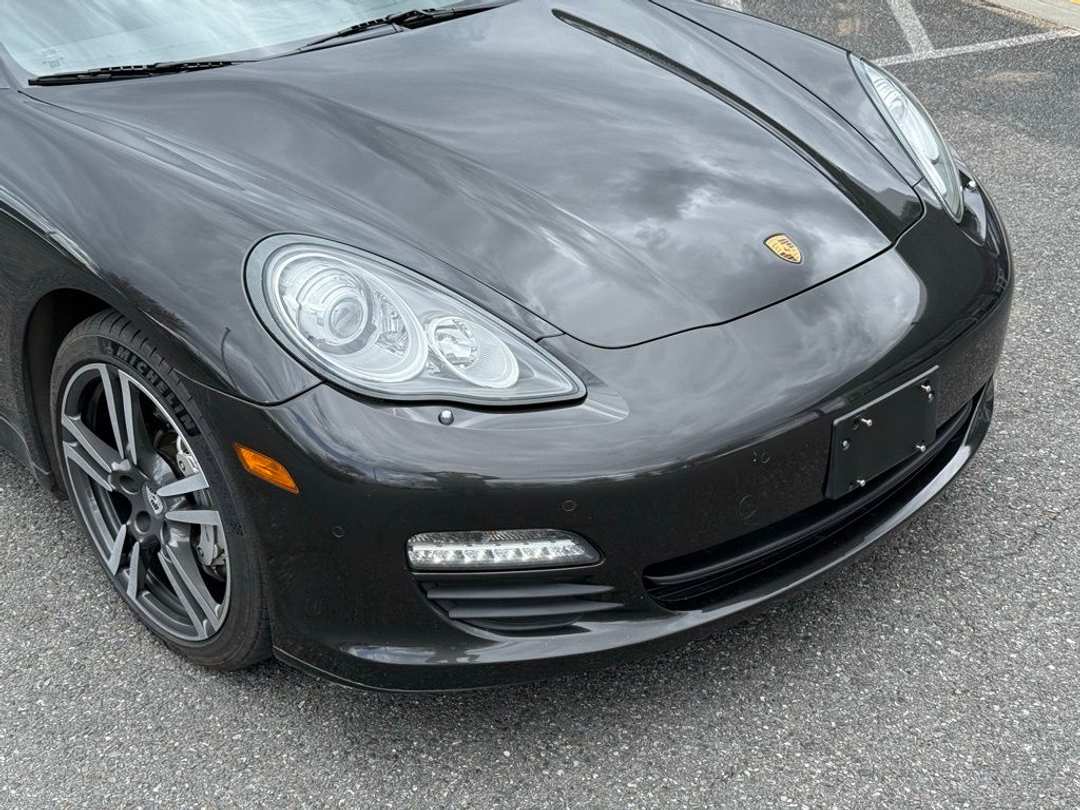 2010 Porsche Panamera 4S - Image 2