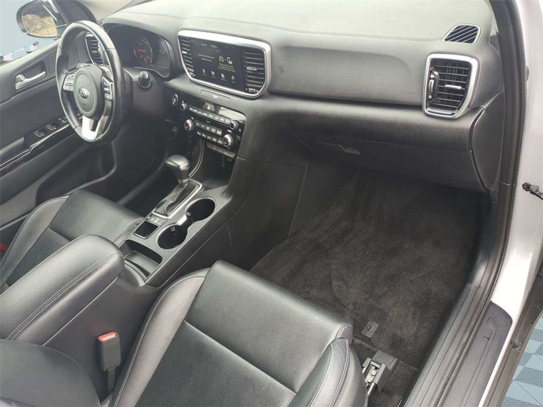 2021 Kia Sportage EX - Image 28