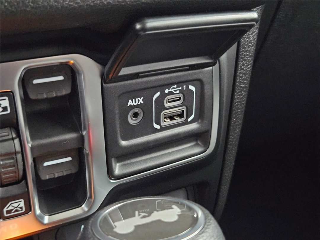 2026 Jeep Wrangler Sport - Image 25