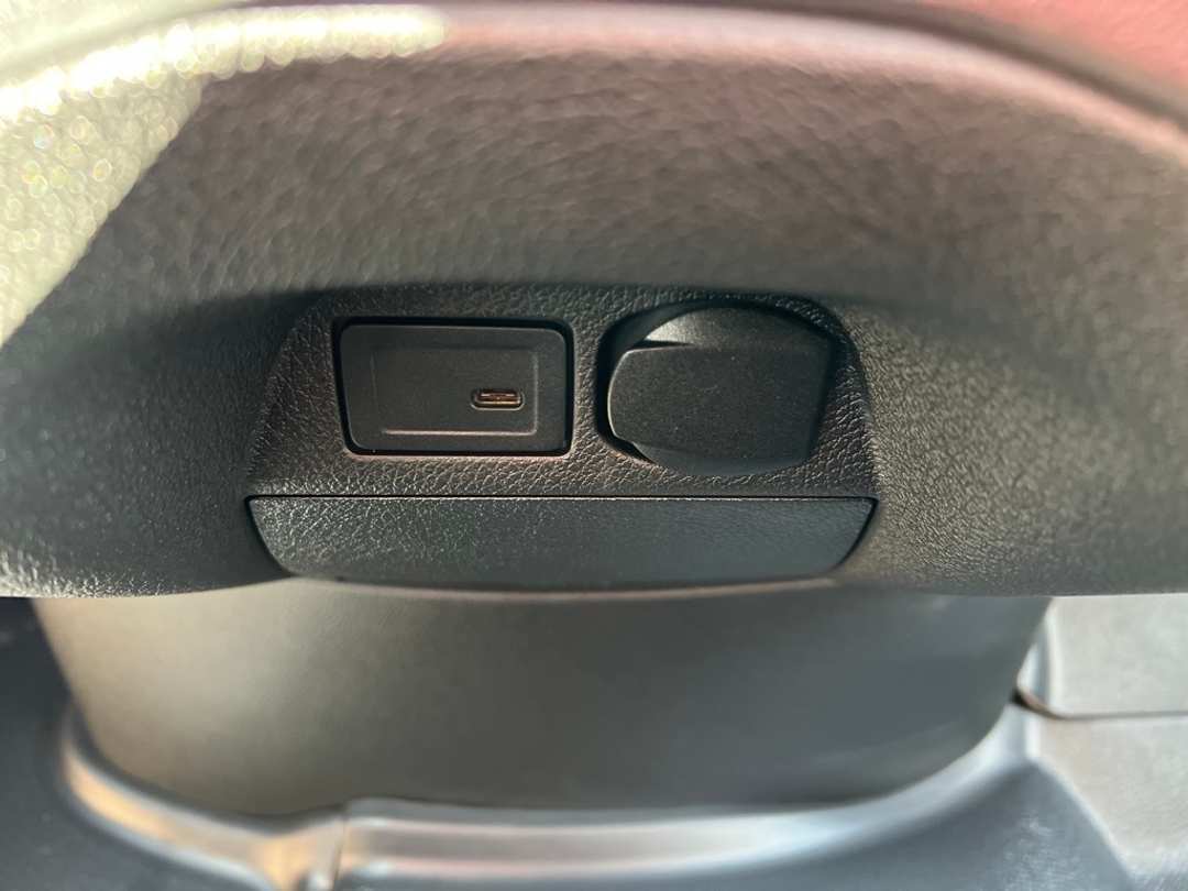 2025 Mercedes-Benz Sprinter 2500 Cargo 144 WB - Image 37