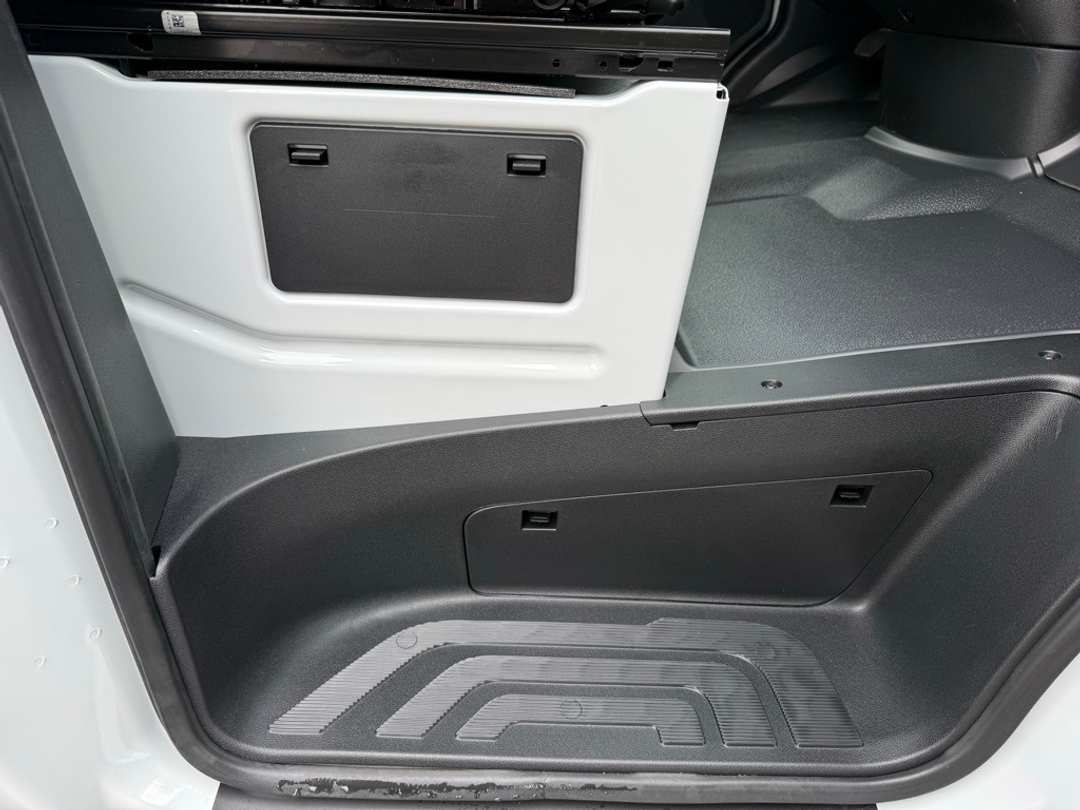 2026 Mercedes-Benz Sprinter 2500 Cargo 144 WB - Image 20
