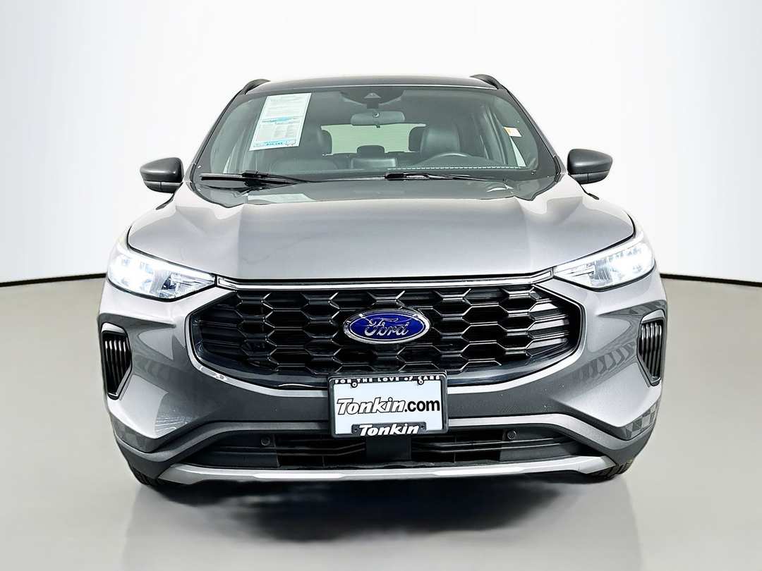 2025 Ford Escape STLine - Image 2